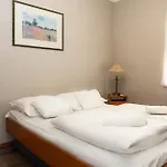 Vino Etterem Es Panzio Izsák