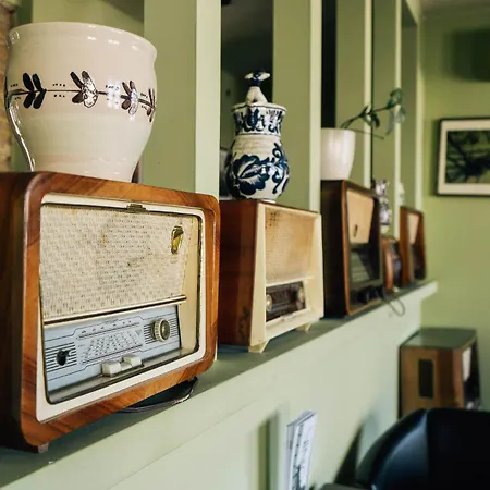 Vino Etterem Es Panzio B&B