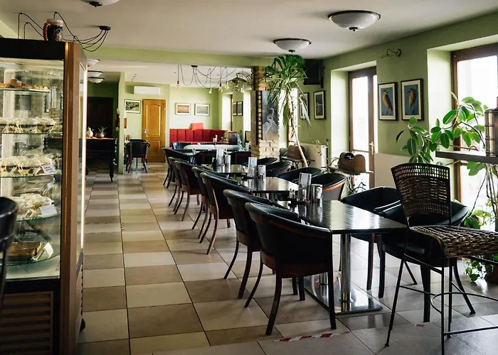 Bed & Breakfast Vino Etterem Es Panzio 3*
