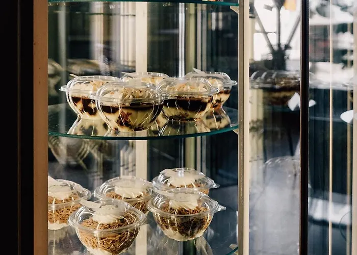 Vino Etterem Es Panzio 3* Izsák